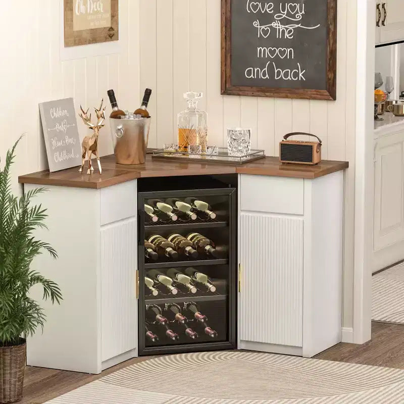 Mobile Bar Angolare a L Bianco con Spazio per Frigo, 2 Posti, Ante Scanalate