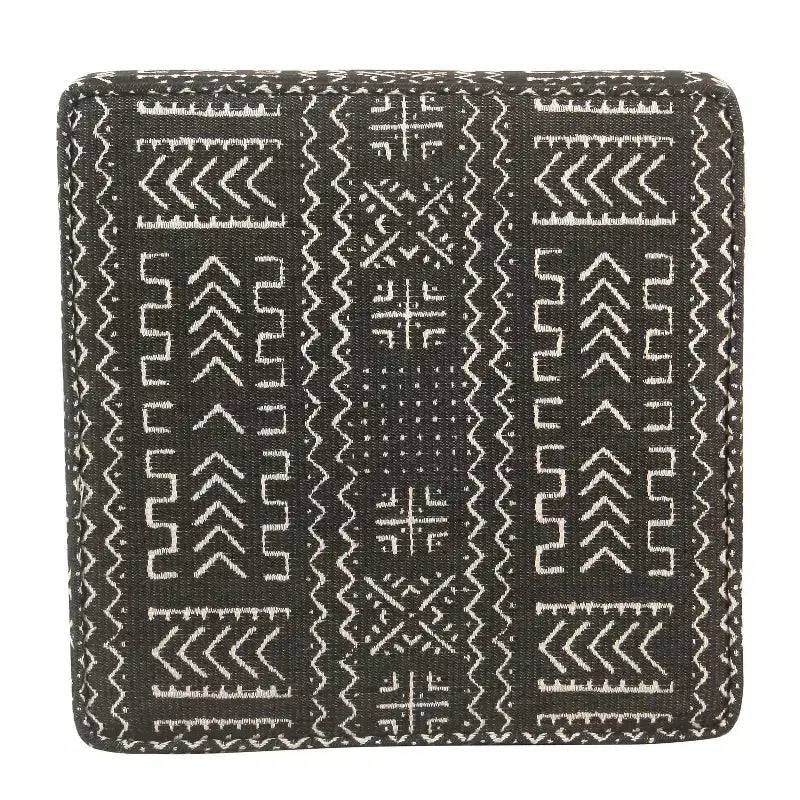 Pouf contenitore quadrato Onyx con piano sollevabile, imbottito, 1 posto