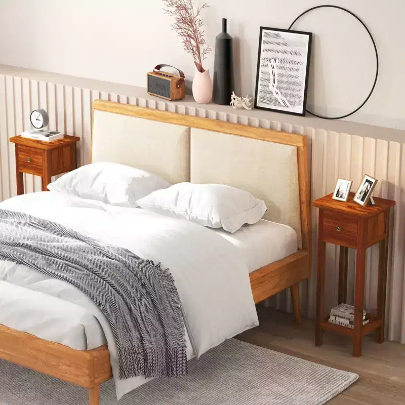 Tavolino rettangolare marrone con cassetto e ripiano aperto, struttura in legno di acacia, set da 2